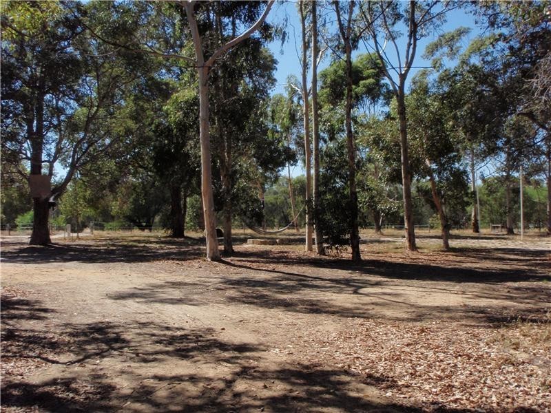 2 Tallangatta Place, Bouvard WA 6211