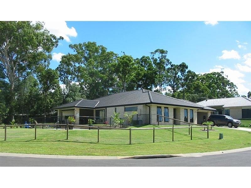 1 Teneale Place, Glass House Mountains QLD 4518