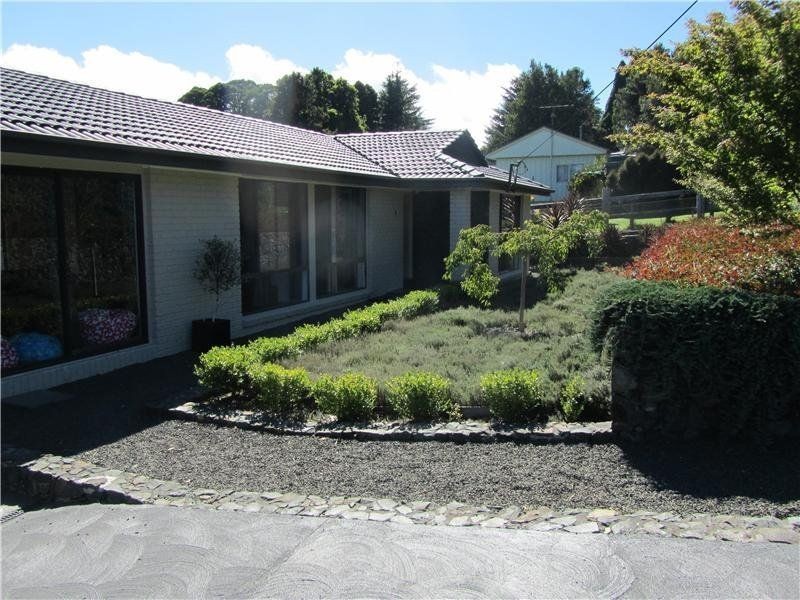 42 Charlotte Street, Robertson NSW 2577