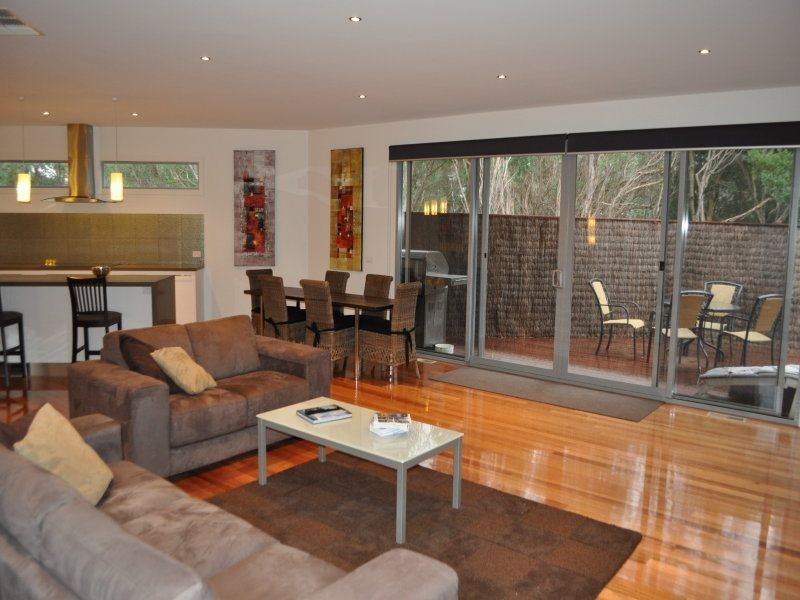 82 Surf Parade, Inverloch VIC 3996