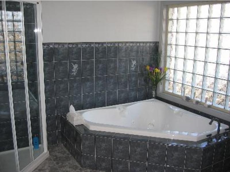 73 High Street, Rutherglen VIC 3685