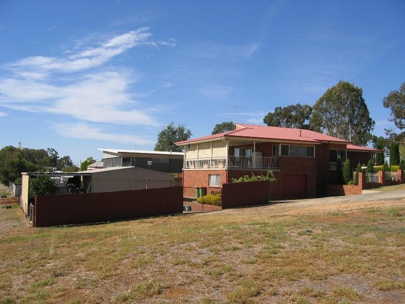 73 High Street, Rutherglen VIC 3685