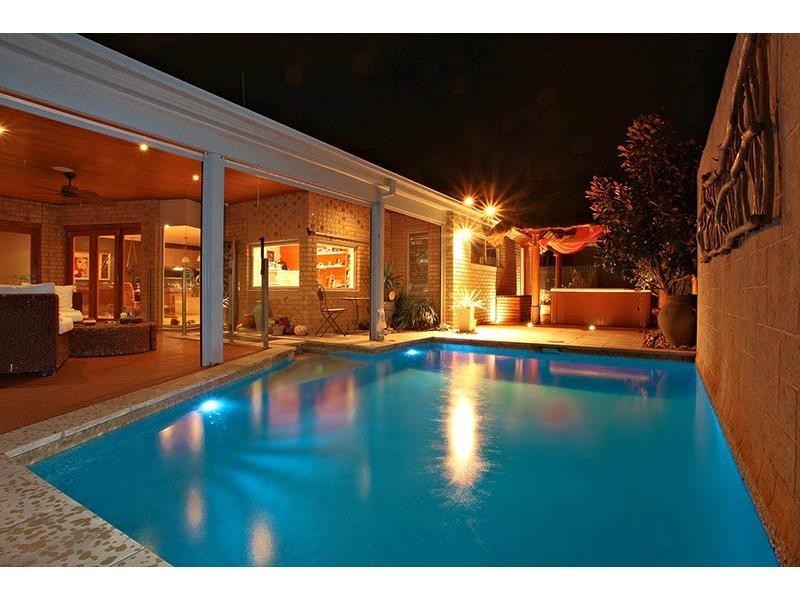 8 Penrose Promenade, Tarneit VIC 3029