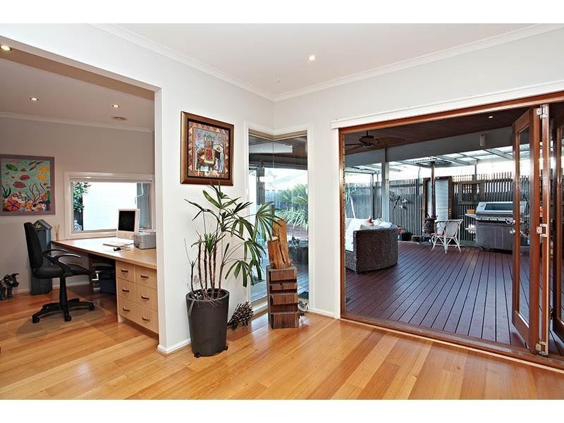 8 Penrose Promenade, Tarneit VIC 3029