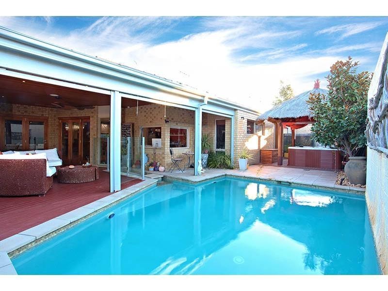 8 Penrose Promenade, Tarneit VIC 3029