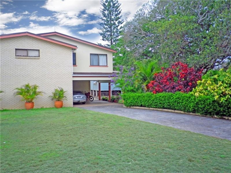 6 The Oaks Road, Tannum Sands QLD 4680