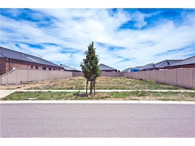 11 Grenache Street, Point Cook VIC 3030