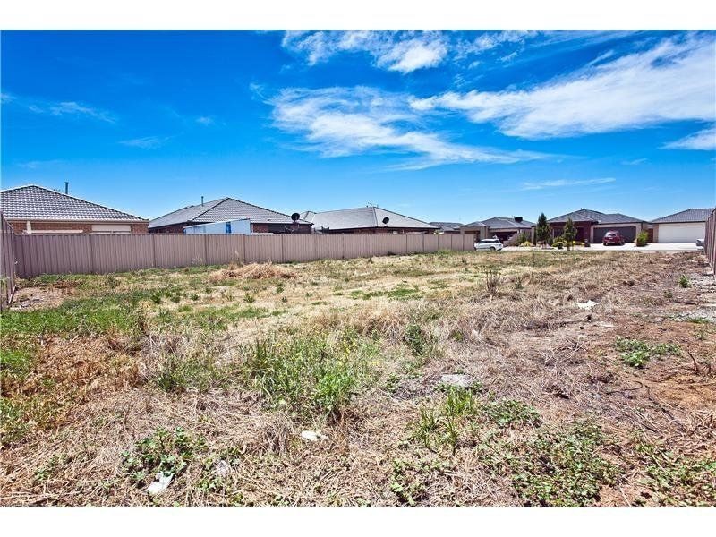 11 Grenache Street, Point Cook VIC 3030