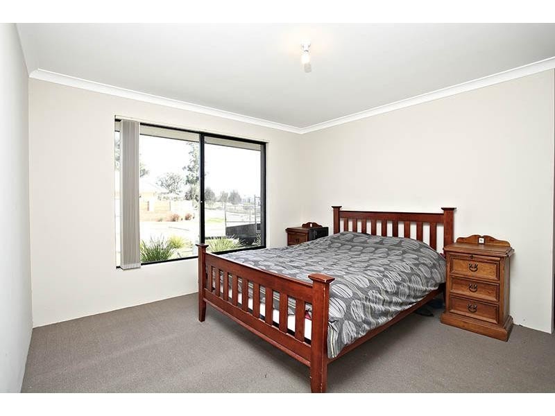 25 Blaxland Tce, Baldivis WA 6171