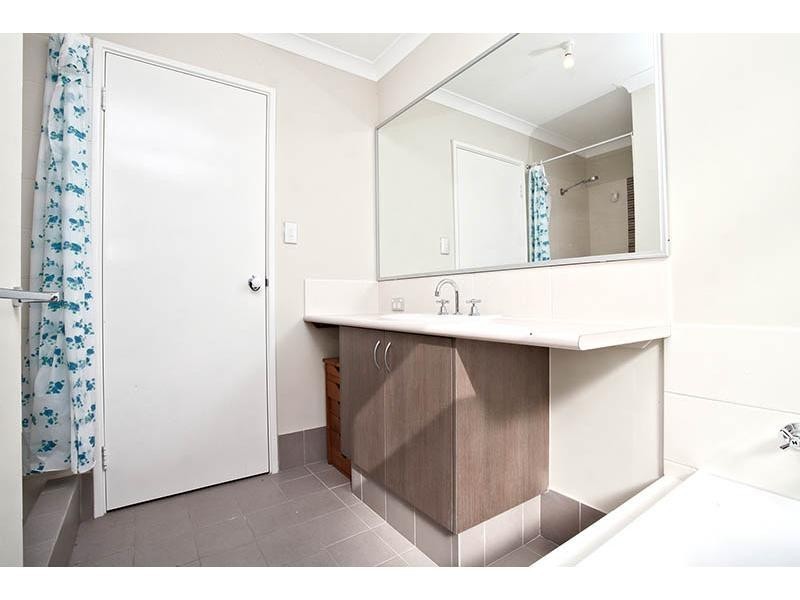 25 Blaxland Tce, Baldivis WA 6171