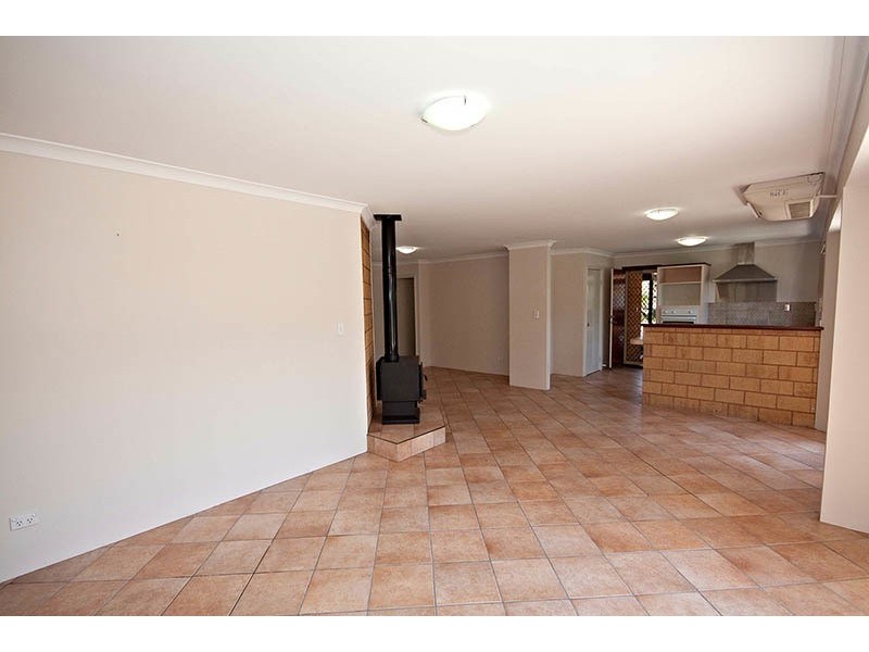 7 Petrel Cove, Geographe WA 6280