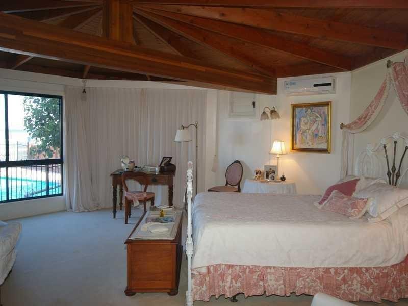 6 Bayside Dr, Beachmere QLD 4510