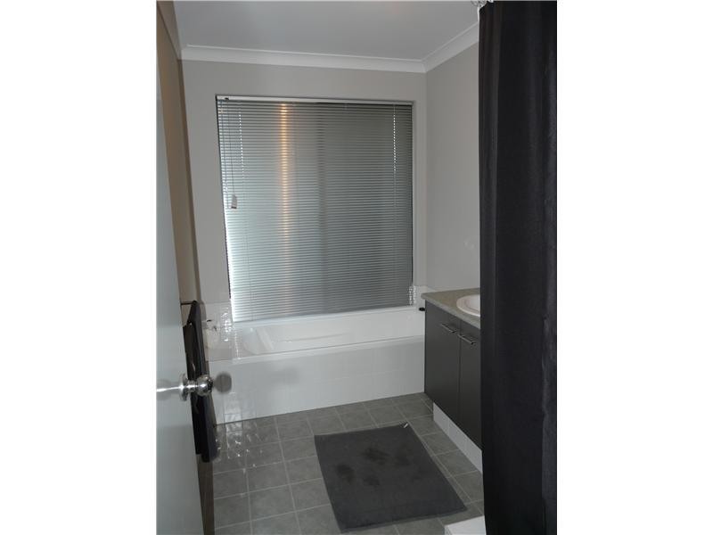 13 Cusworth Drive, Glen Iris WA 6230