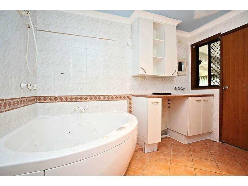 101 Drews Road, Tanah Merah QLD 4128
