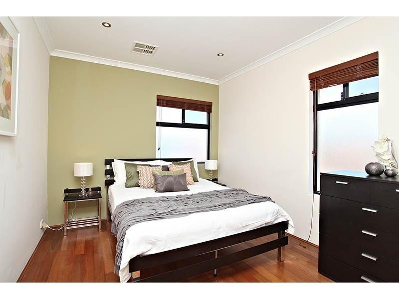 20 Ambleside Way, Canning Vale WA 6155