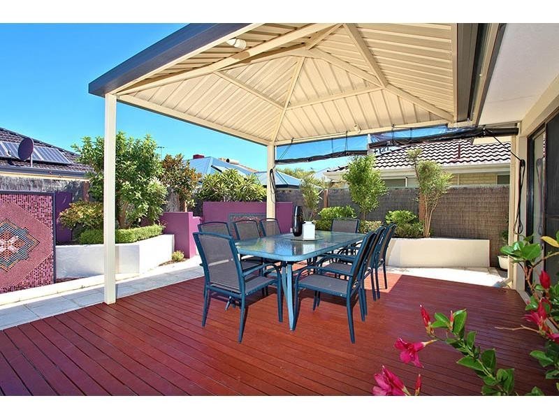 20 Ambleside Way, Canning Vale WA 6155