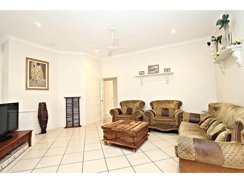 6 Centaury Close, Beeliar WA 6164