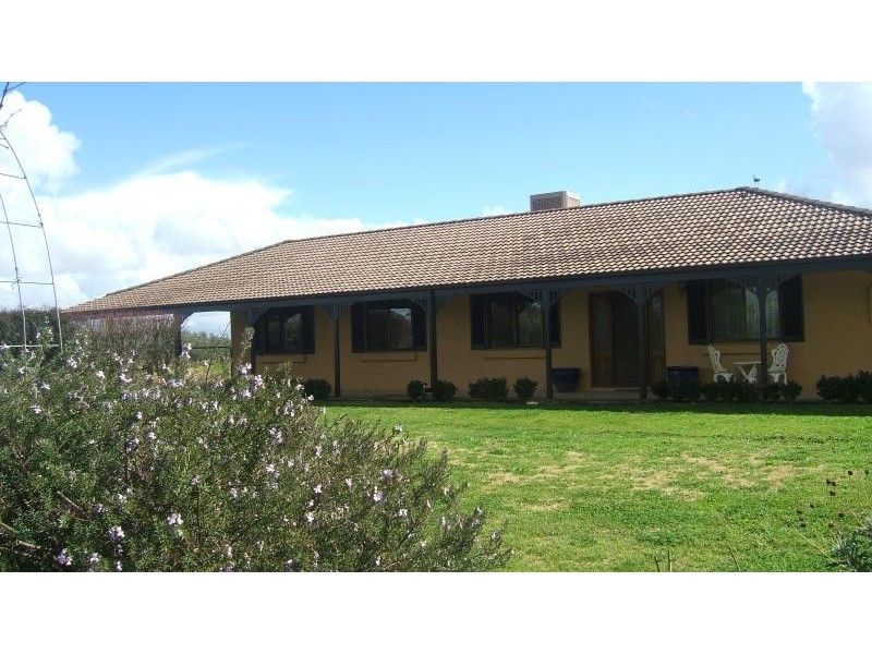 231 Farley Road, Echuca VIC 3564