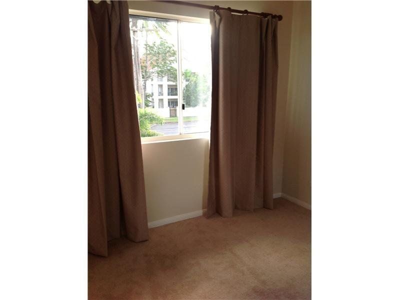 15/275 The Esplanade, Cairns North QLD 4870