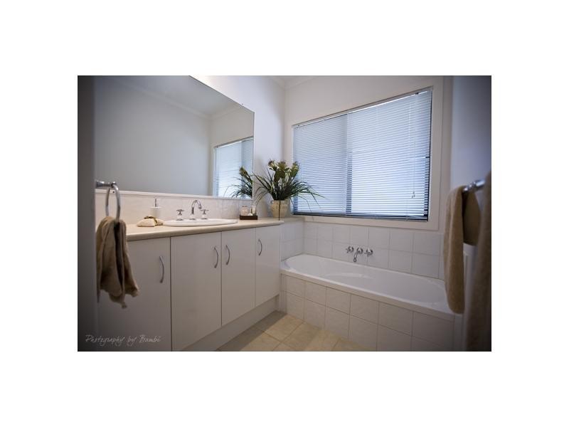 11 Clarke Road, Glenwood QLD 4570