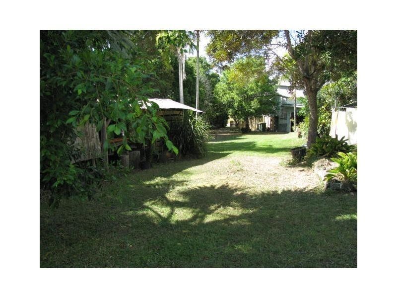 32 Teddington Road, Tinana QLD 4650