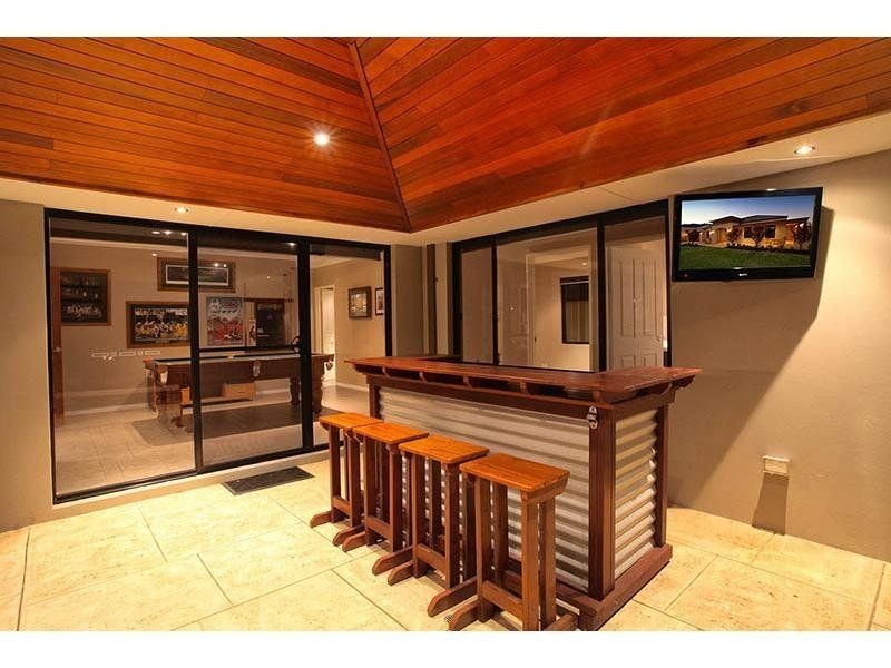 10 Watersun Gardens, Jindalee WA 6036