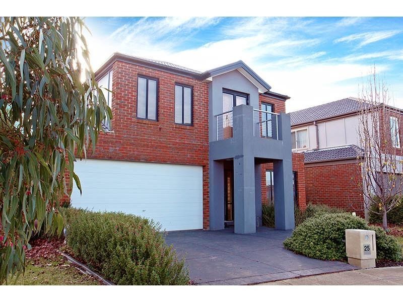 25 Central Park Avenue, Point Cook VIC 3030