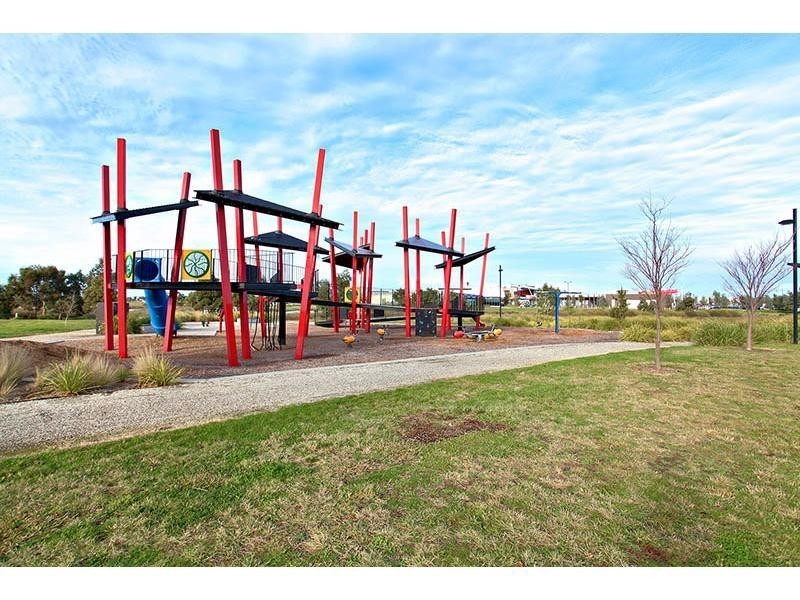 25 Central Park Avenue, Point Cook VIC 3030