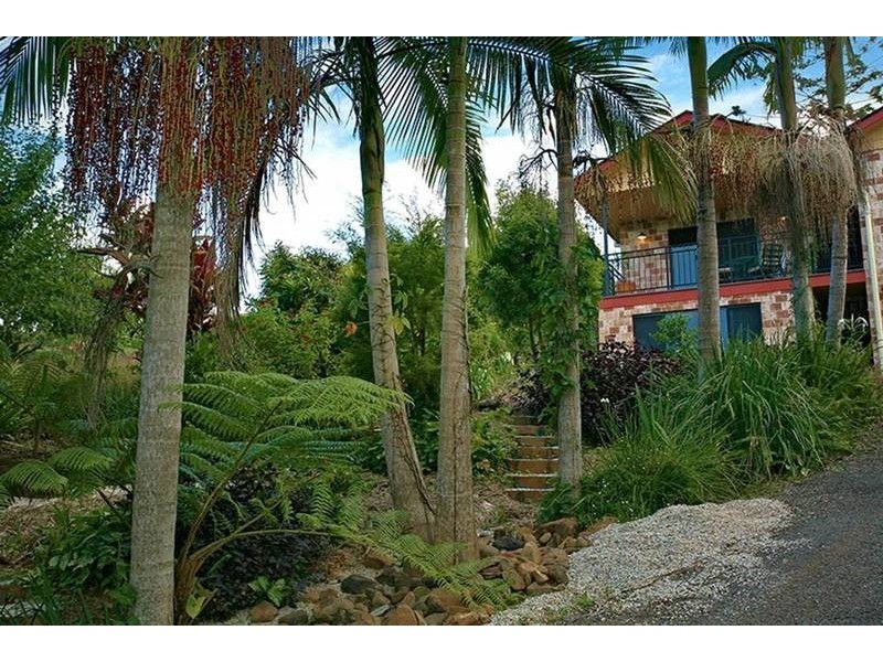 14 Marshall Street, Uki NSW 2484