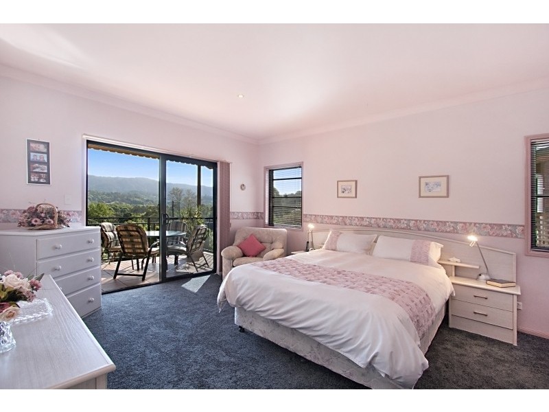 14 Marshall Street, Uki NSW 2484