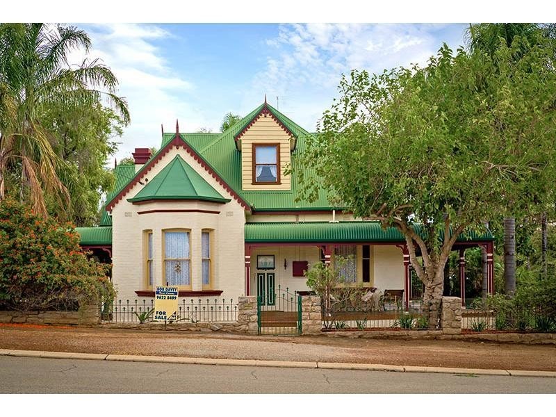 16 Habgood Street, Northam WA 6401