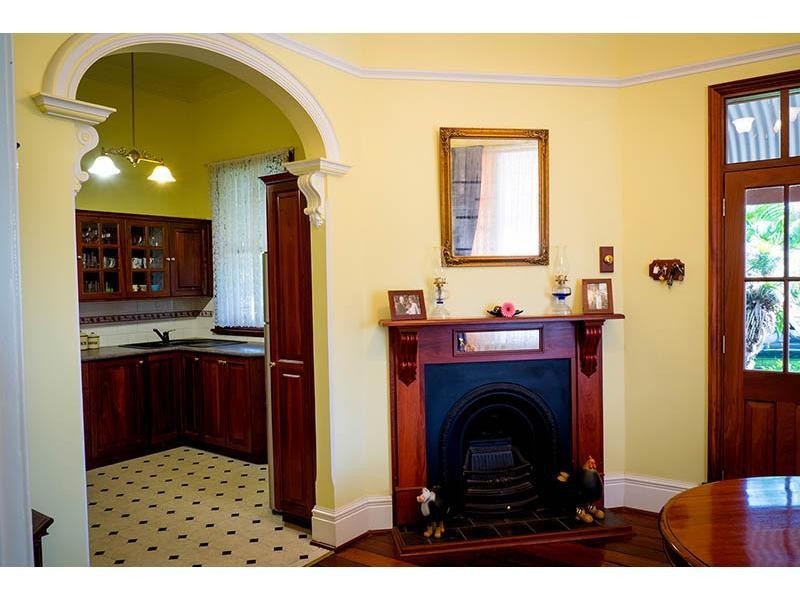 16 Habgood Street, Northam WA 6401