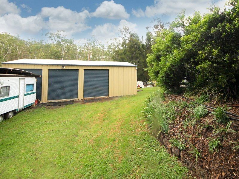 15 Bunya Pine Drive, Hodgson Vale QLD 4352