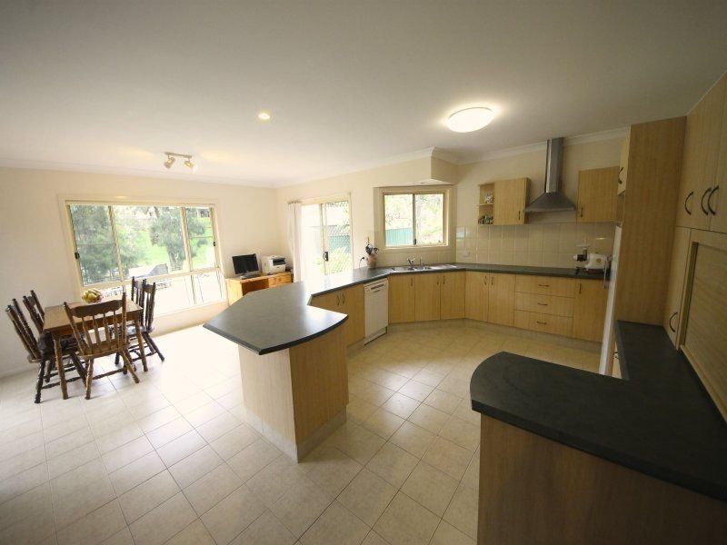 15 Bunya Pine Drive, Hodgson Vale QLD 4352