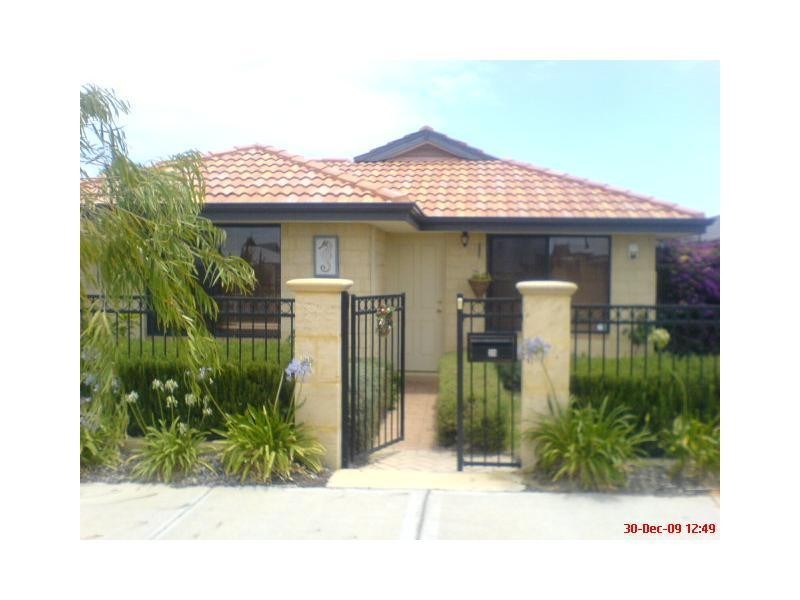 25 Whitland Street, Butler WA 6036