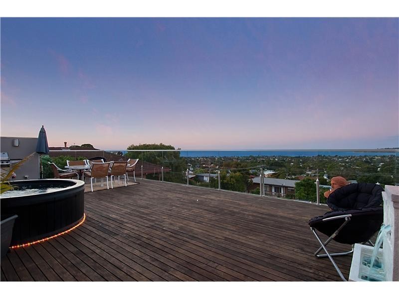 21 Ocean Street, Dromana VIC 3936