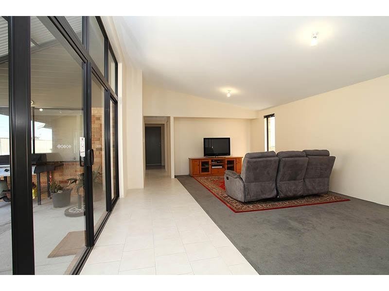 86B Garling Street, Willagee WA 6156
