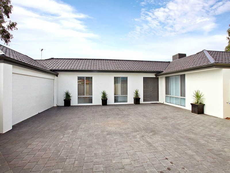 54A Glenbawn Drive, South Lake WA 6164