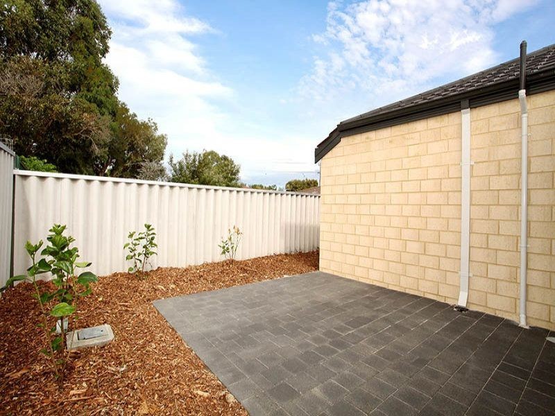 54A Glenbawn Drive, South Lake WA 6164