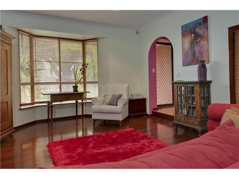 2 Cunliffe Street, Lancelin WA 6044