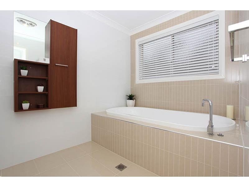 23 Woodlands Blvd, Waterford QLD 4133