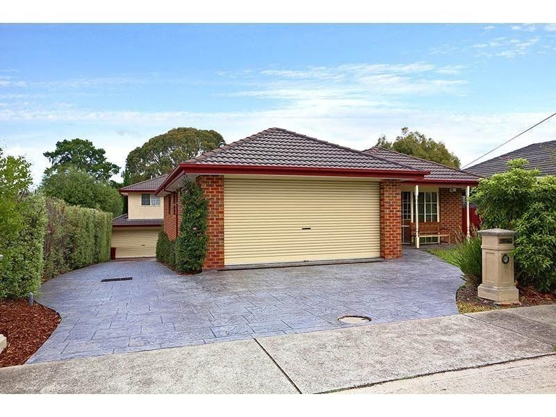 2/15 Duckett Street, Doncaster East VIC 3109