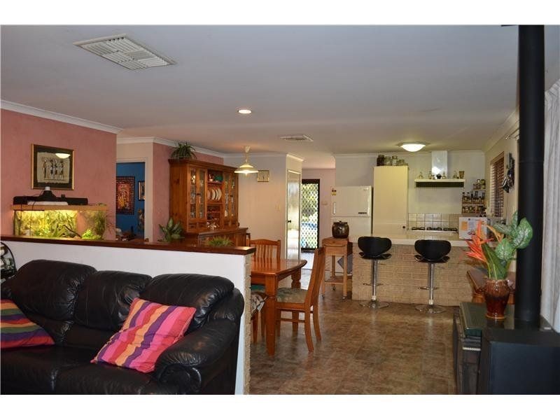 11 Figtree Place, Beechboro WA 6063