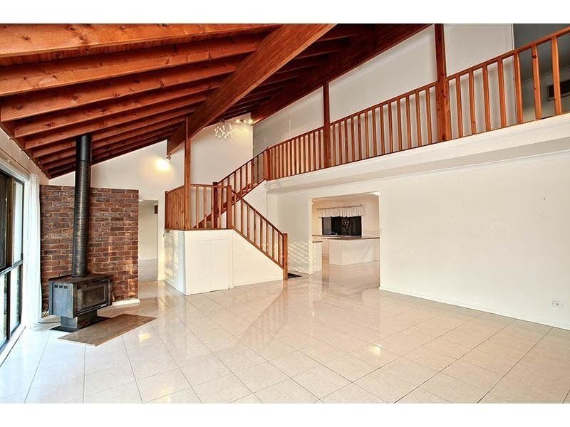 203 Springwood Road, Springwood QLD 4127