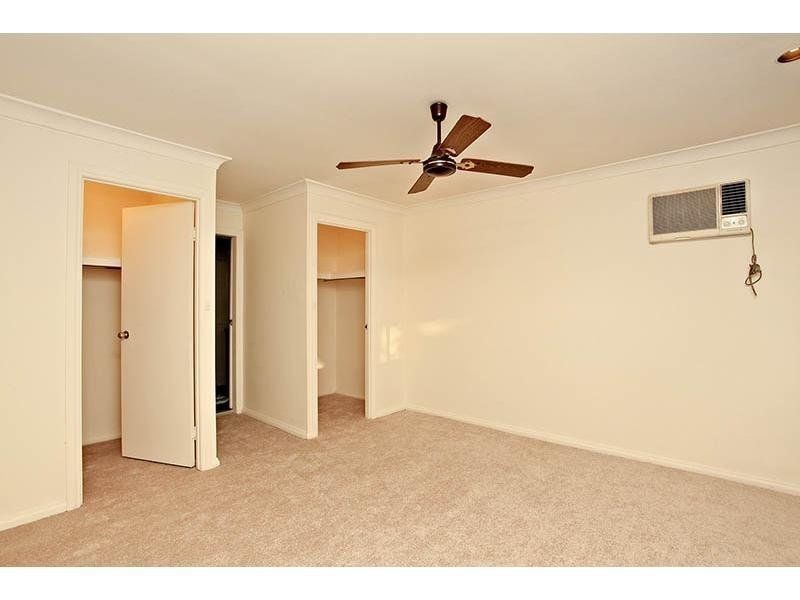 203 Springwood Road, Springwood QLD 4127