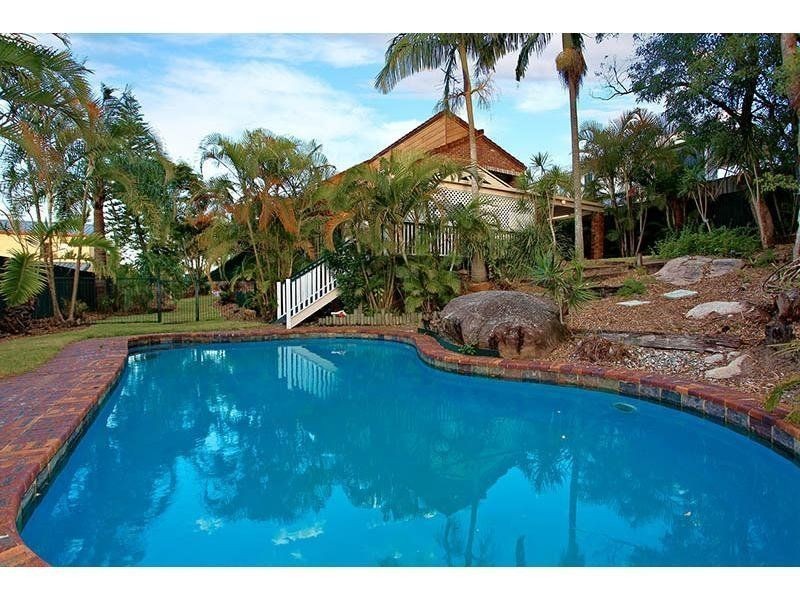 203 Springwood Road, Springwood QLD 4127