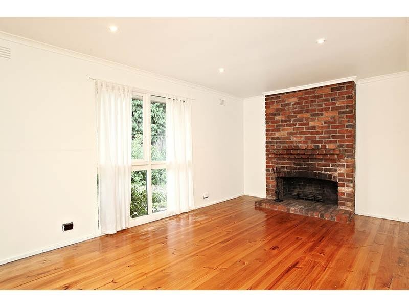 18 Peppercorn Parade, Epping VIC 3076