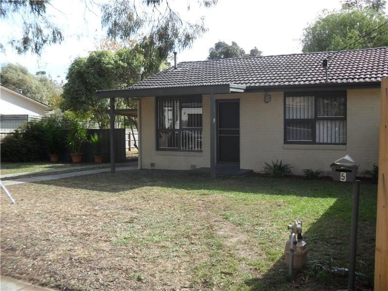 5 McDonald Crescent, Boronia VIC 3155