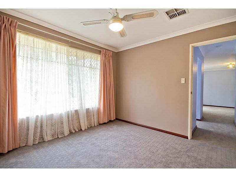 14 Ferrolana Court, Stratton WA 6056