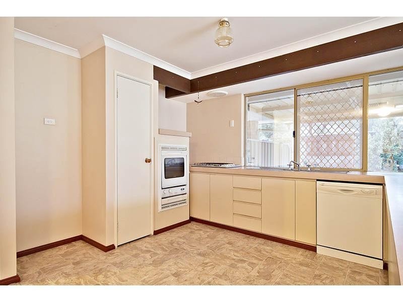 14 Ferrolana Court, Stratton WA 6056